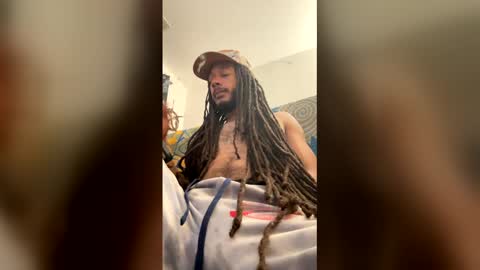Snapshot of theekingcapo chatting on 05/10/26, 03:33 king capo thee online show from 05/10/26, 03:33