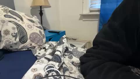 Snapshot of theeshooterr chatting on 12/14/24, 09:24 theeshooterr online show from 12/14/24, 09:24