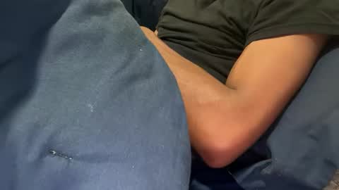 Snapshot of theeshooterr chatting on 12/17/24, 07:18 theeshooterr online show from 12/17/24, 07:18