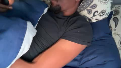 Snapshot of theeshooterr chatting on 12/25/24, 05:47 theeshooterr online show from 12/25/24, 05:47