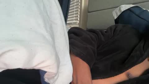 Snapshot of theeshooterr chatting on 12/31/24, 12:36 theeshooterr online show from 12/31/24, 12:36