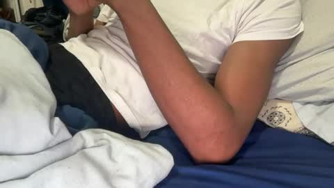 Snapshot of theeshooterr chatting on 01/13/25, 11:49 theeshooterr online show from 01/13/25, 11:49