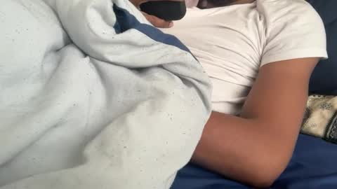 Snapshot of theeshooterr chatting on 01/14/25, 02:43 theeshooterr online show from 01/14/25, 02:43