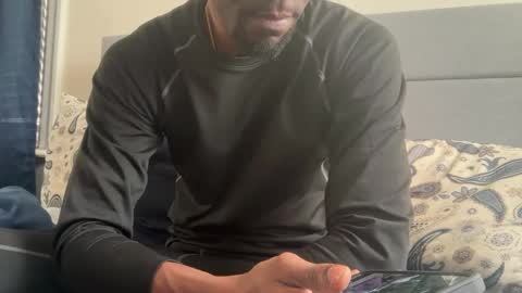 Snapshot of theeshooterr chatting on 01/20/25, 01:21 theeshooterr online show from 01/20/25, 01:21