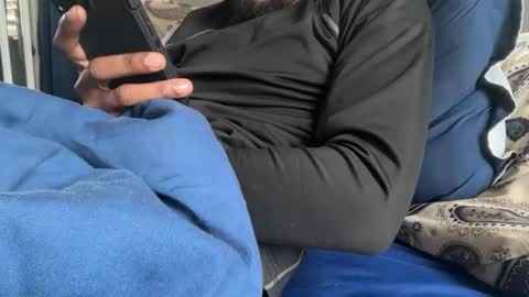 Snapshot of theeshooterr chatting on 01/21/25, 05:20 theeshooterr online show from 01/21/25, 05:20