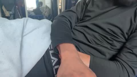 Snapshot of theeshooterr chatting on 01/22/25, 06:31 theeshooterr online show from 01/22/25, 06:31