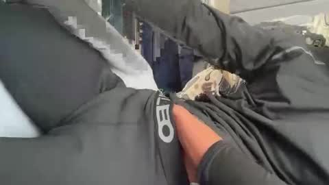 Snapshot of theeshooterr chatting on 01/27/25, 01:41 theeshooterr online show from 01/27/25, 01:41