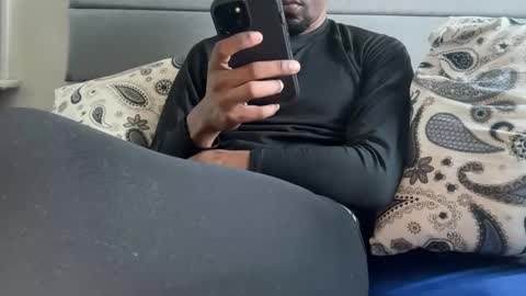 Snapshot of theeshooterr chatting on 02/04/25, 04:50 theeshooterr online show from 02/04/25, 04:50