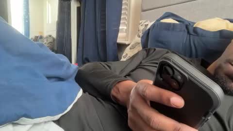 Snapshot of theeshooterr chatting on 02/08/25, 01:44 theeshooterr online show from 02/08/25, 01:44