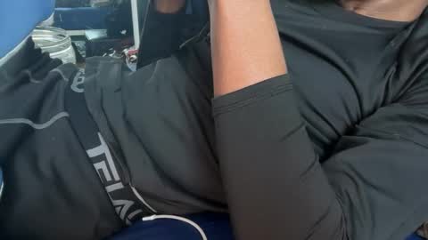 Snapshot of theeshooterr chatting on 02/10/25, 09:04 theeshooterr online show from 02/10/25, 09:04