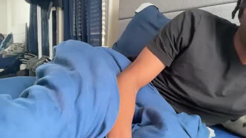 Snapshot of theeshooterr chatting on 02/13/25, 05:22 theeshooterr online show from 02/13/25, 05:22