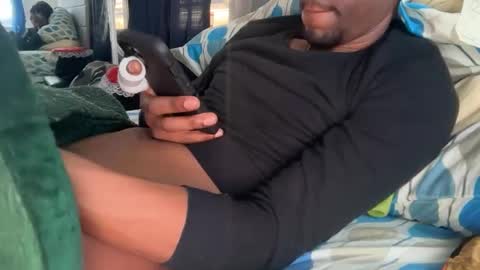 Snapshot of theeshooterr chatting on 02/28/25, 04:31 theeshooterr online show from 02/28/25, 04:31