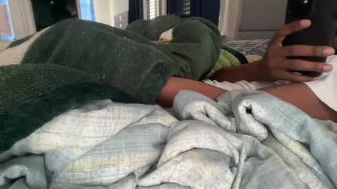 Snapshot of theeshooterr chatting on 02/06/26, 02:09 theeshooterr online show from 02/06/26, 02:09