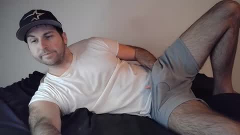 Theetwohander online show from 12/20/25, 05:14