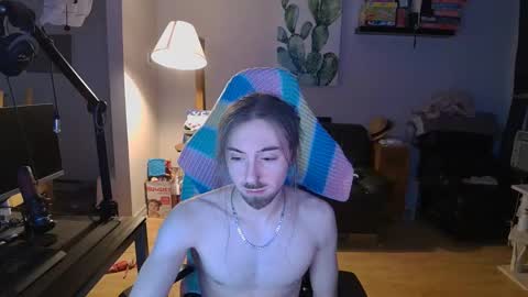 Snapshot of thefabuloussam chatting on 12/23/24, 04:22 Thefabulousam Independent Model online show from 12/23/24, 04:22