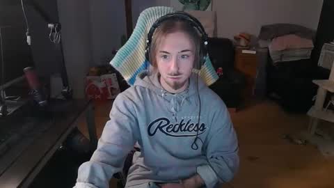 Snapshot of thefabuloussam chatting on 02/06/25, 05:03 Thefabulousam Independent Model online show from 02/06/25, 05:03