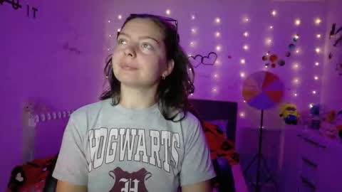 TheFarmergirl online show from 09/29/25, 03:44