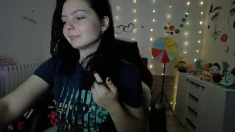 TheFarmergirl online show from 10/10/25, 05:12