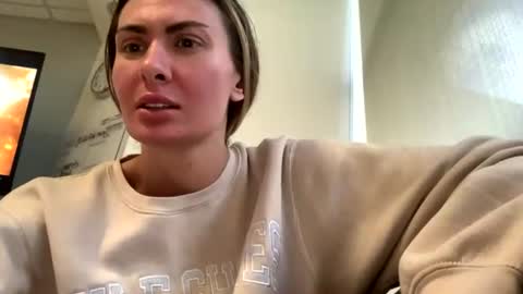 Alyssa Rhoades online show from 07/12/26, 11:18