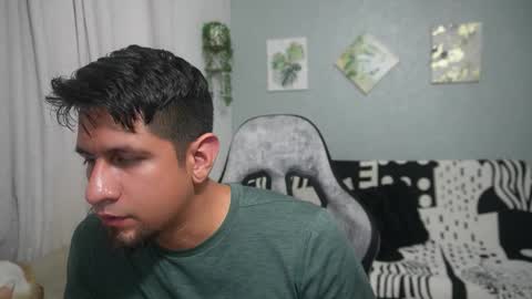 Snapshot of thegianni chatting on 09/30/25, 02:38 Marcelo online show from 09/30/25, 02:38