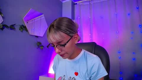 Peyton online show from 10/25/25, 03:36