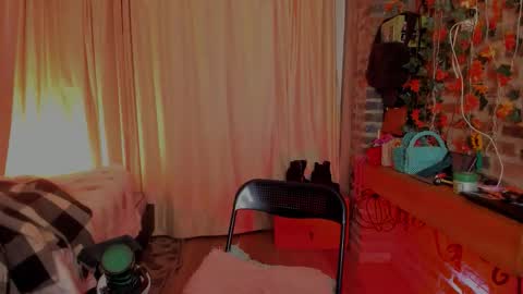 Goldie online show from 02/25/26, 10:47