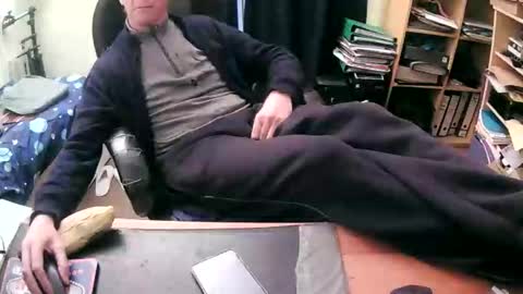 paul online show from 11/23/25, 04:40