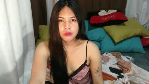 Snapshot of thegreat_legacy chatting on 02/10/26, 09:35 Elle dont forget to folloW me and thumbs up online show from 02/10/26, 09:35