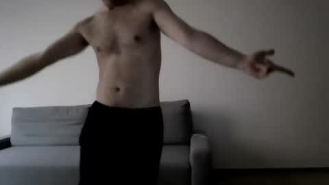 Snapshot of thegreatestdancer164969 chatting on 01/15/26, 12:32 thegreatestdancer164969 online show from 01/15/26, 12:32