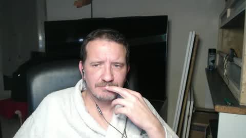 Green online show from 12/01/24, 09:48