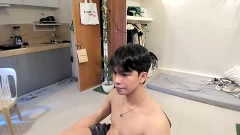 Green online show from 09/16/25, 08:26