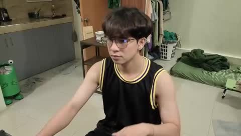 Green online show from 03/20/26, 11:04