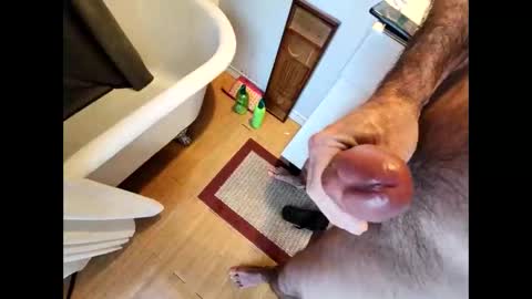 Snapshot of theguyneeds chatting on 11/05/25, 02:28 Theguyneeds online show from 11/05/25, 02:28