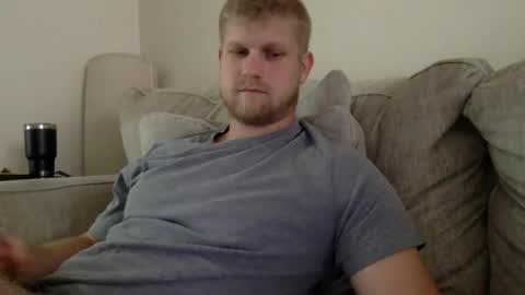 Snapshot of thehairyprince chatting on 06/08/26, 02:39 Harry online show from 06/08/26, 02:39