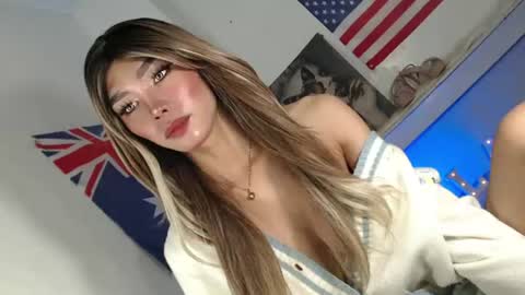 Snapshot of thehornygirl_laisa chatting on 06/27/26, 12:22 laisa online show from 06/27/26, 12:22