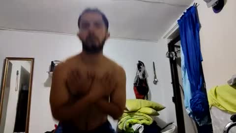 Snapshot of thehousedog chatting on 02/06/25, 12:43 thehousedog online show from 02/06/25, 12:43