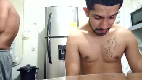 Snapshot of thehousedog chatting on 02/12/25, 06:19 thehousedog online show from 02/12/25, 06:19