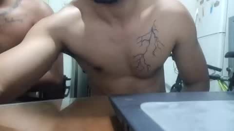 Snapshot of thehousedog chatting on 02/19/25, 03:06 thehousedog online show from 02/19/25, 03:06