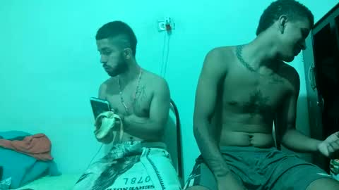 Snapshot of thehousedog chatting on 02/21/25, 02:59 thehousedog online show from 02/21/25, 02:59