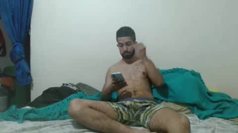 Snapshot of thehousedog chatting on 02/27/25, 10:37 thehousedog online show from 02/27/25, 10:37