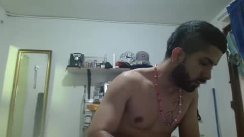 Snapshot of thehousedog chatting on 03/01/25, 12:45 thehousedog online show from 03/01/25, 12:45