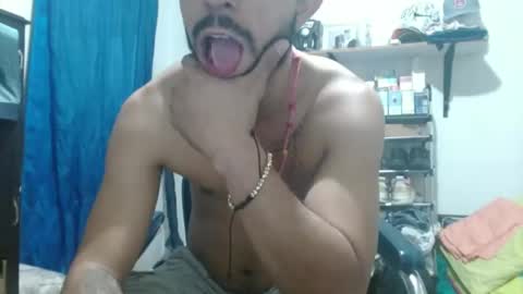 Snapshot of thehousedog chatting on 03/03/25, 06:55 thehousedog online show from 03/03/25, 06:55