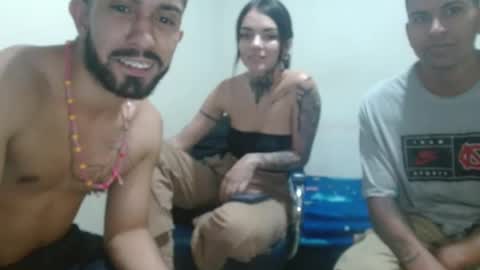 Snapshot of thehousedog chatting on 03/05/25, 06:56 thehousedog online show from 03/05/25, 06:56