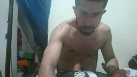 Snapshot of thehousedog chatting on 03/11/25, 07:47 thehousedog online show from 03/11/25, 07:47