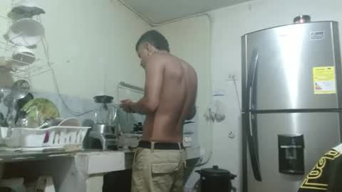 Snapshot of thehousedog chatting on 03/11/25, 11:15 thehousedog online show from 03/11/25, 11:15