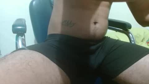 Snapshot of thehousedog chatting on 11/16/25, 12:00 thehousedog online show from 11/16/25, 12:00