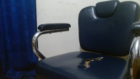 thehousedog online show from 04/01/26, 01:41