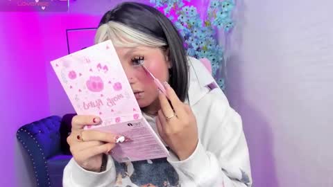 Theia  online show from 02/21/26, 06:09