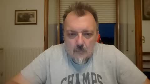Snapshot of theitalianpapi chatting on 07/20/26, 07:16 Pippo71 online show from 07/20/26, 07:16