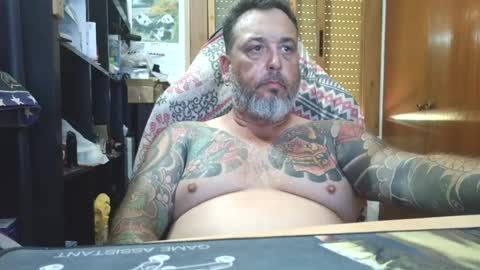 Snapshot of thekier chatting on 07/11/26, 01:36 thekier online show from 07/11/26, 01:36